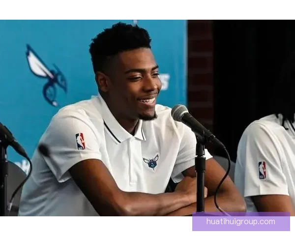 布兰登-米勒首节狂砍16分 生涯总得分突破3000分大关再创里程碑